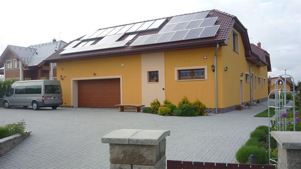 Apartmány Gráf Chýně Exterior foto