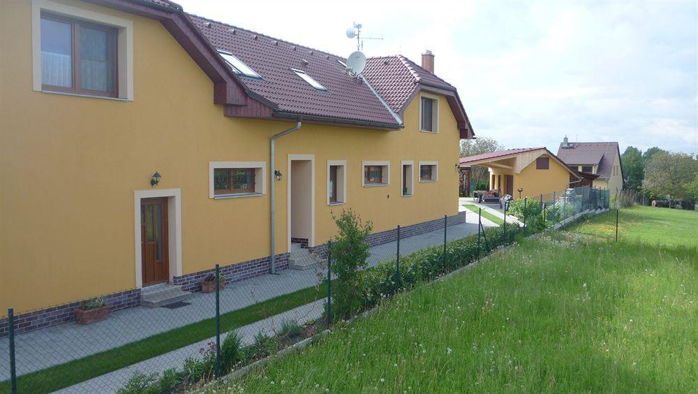 Apartmány Gráf Chýně Exterior foto