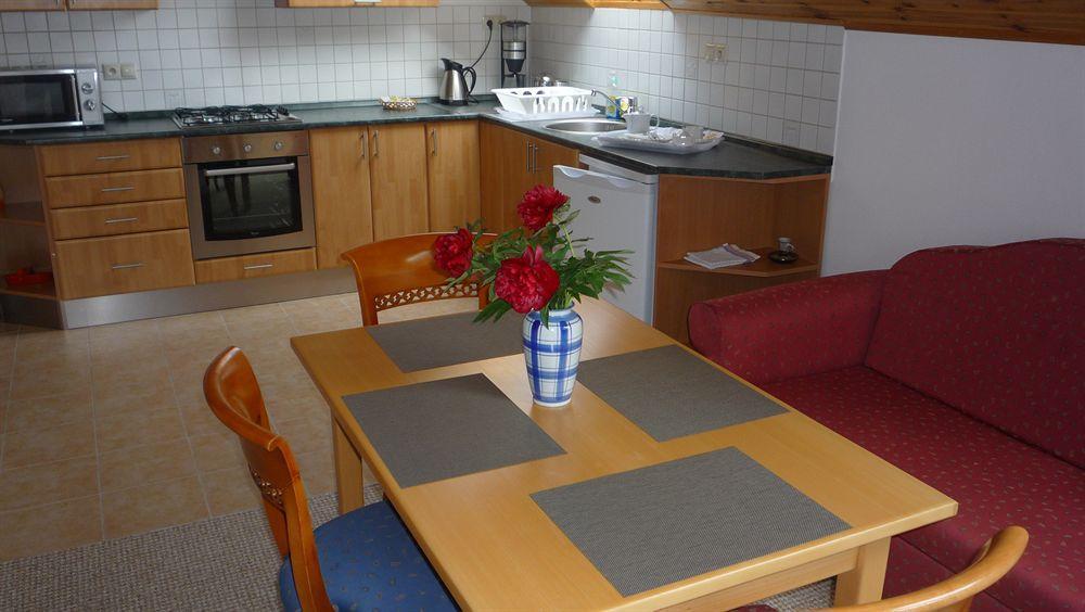 Apartmány Gráf Chýně Exterior foto