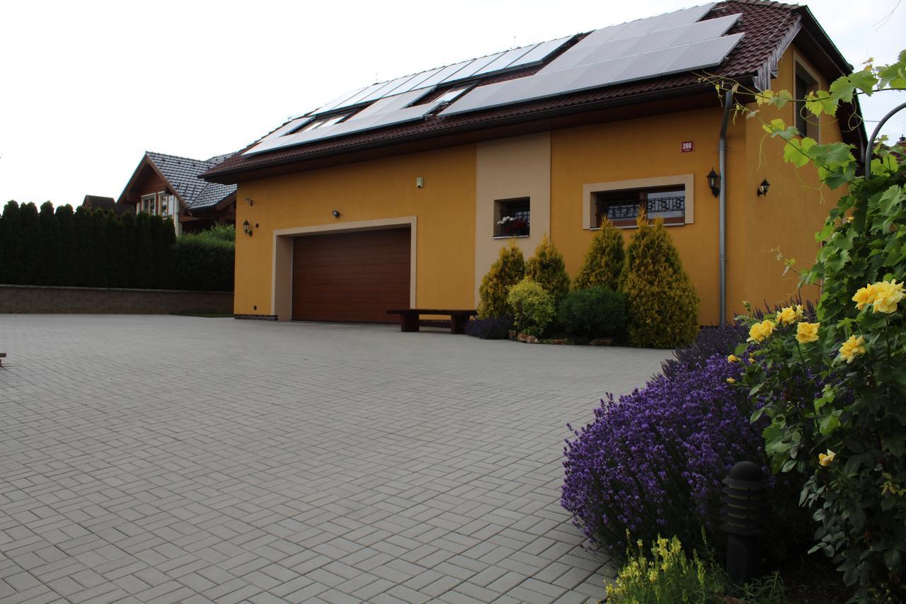 Apartmány Gráf Chýně Exterior foto