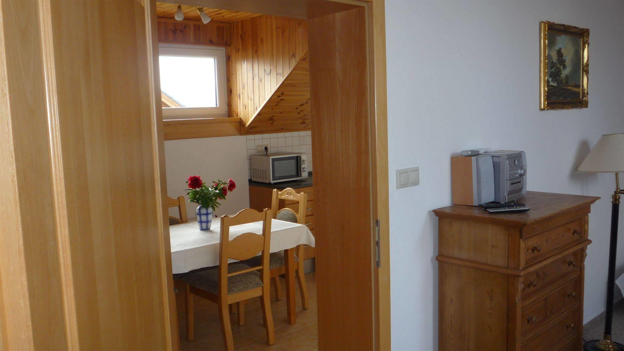 Apartmány Gráf Chýně Exterior foto
