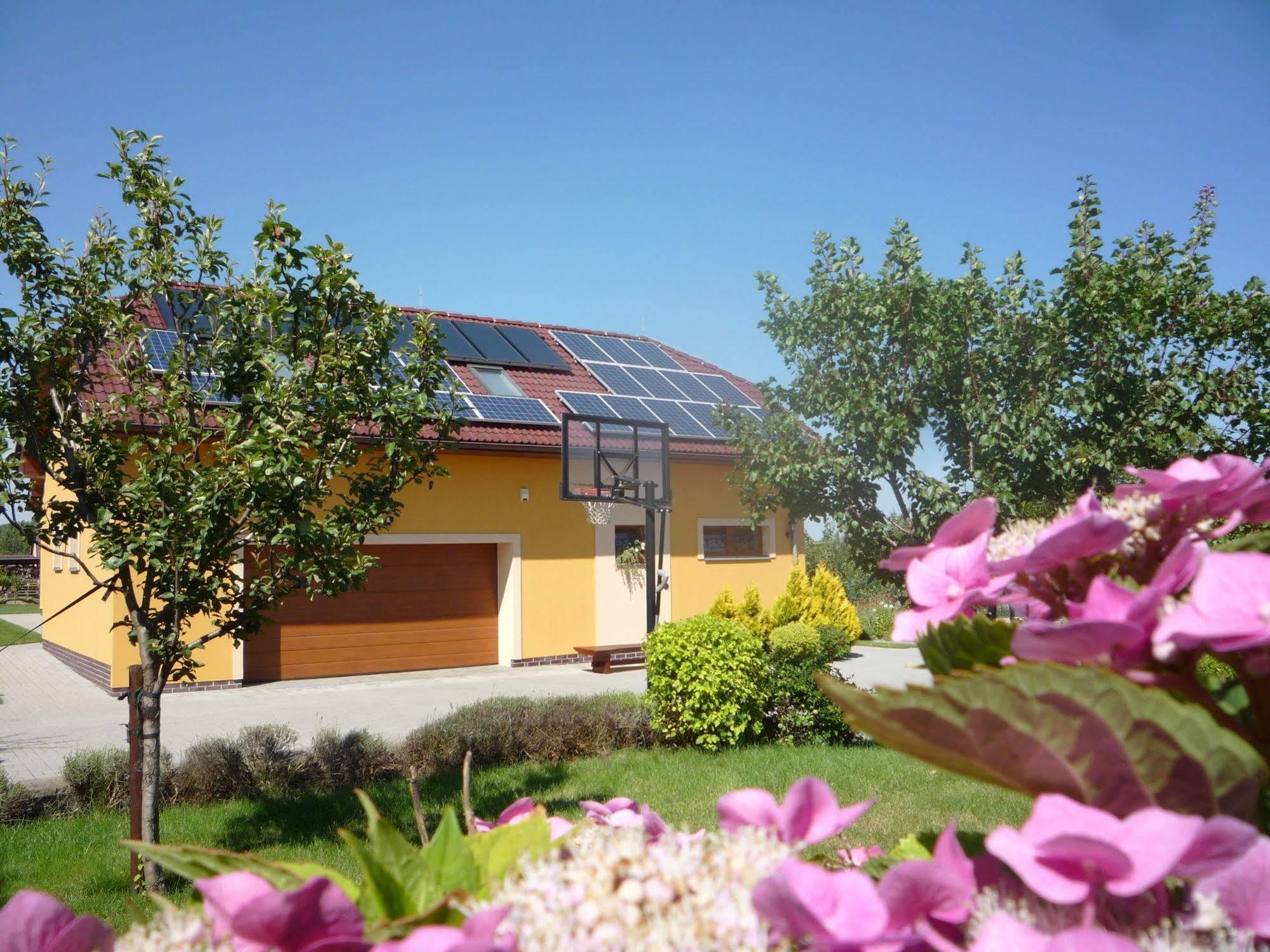 Apartmány Gráf Chýně Exterior foto
